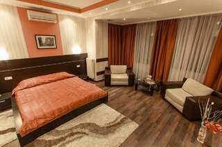 Отель Viva Hotel Харьков Люкс-6